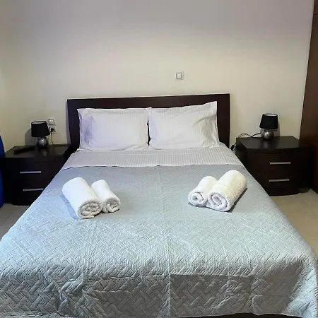 Family Comfortable Spacious Apartment Heraklion  Exterior photo